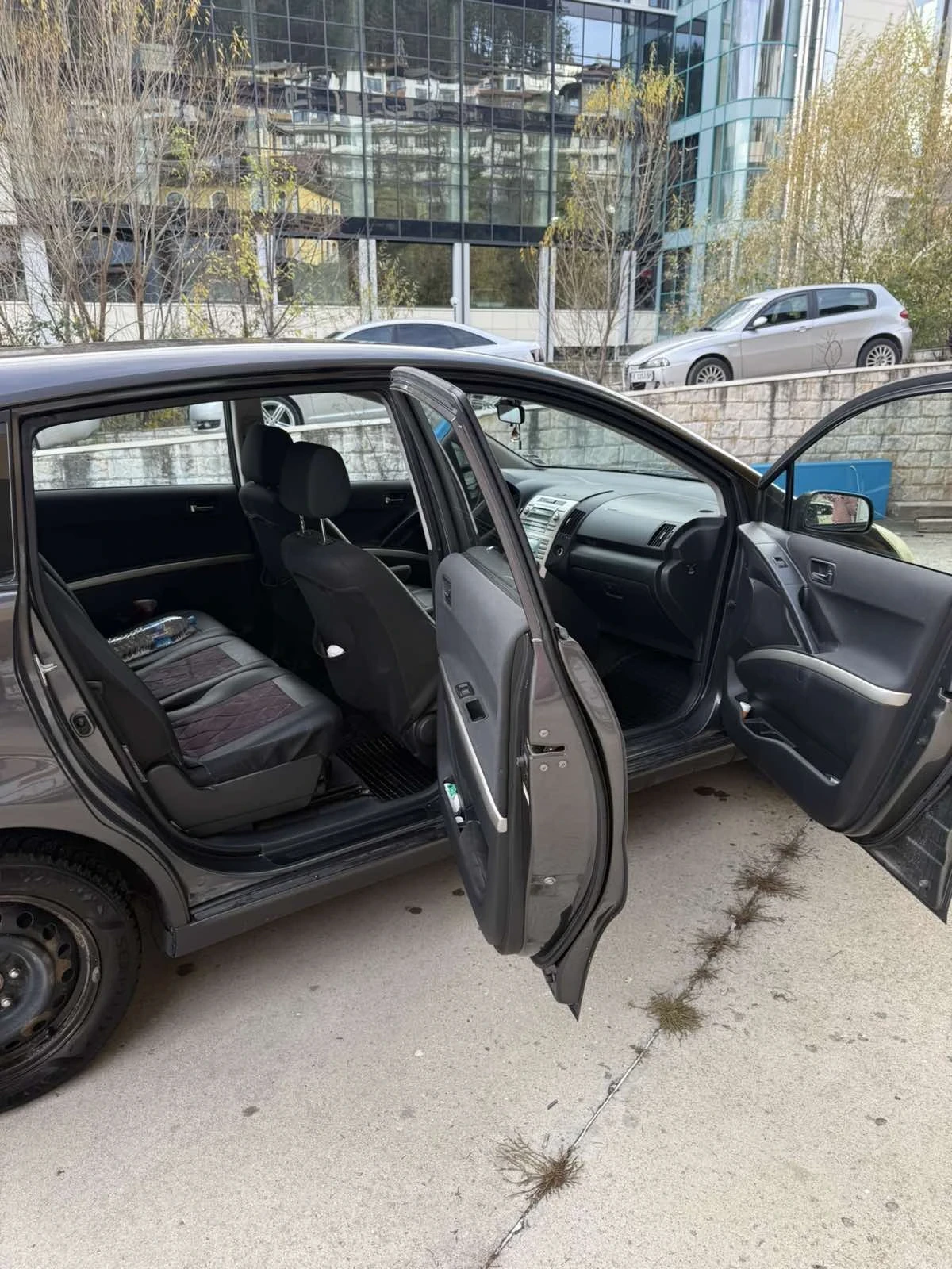 Toyota Corolla verso, снимка 11 - Автомобили и джипове - 54839115