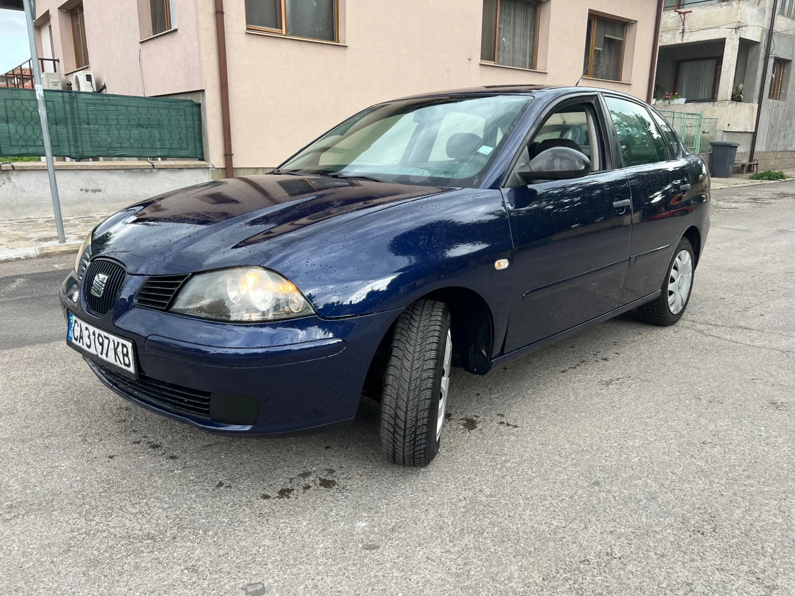 Seat Cordoba Перфектно КАТО НОВА 2008г, снимка 6 - Автомобили и джипове - 54902275