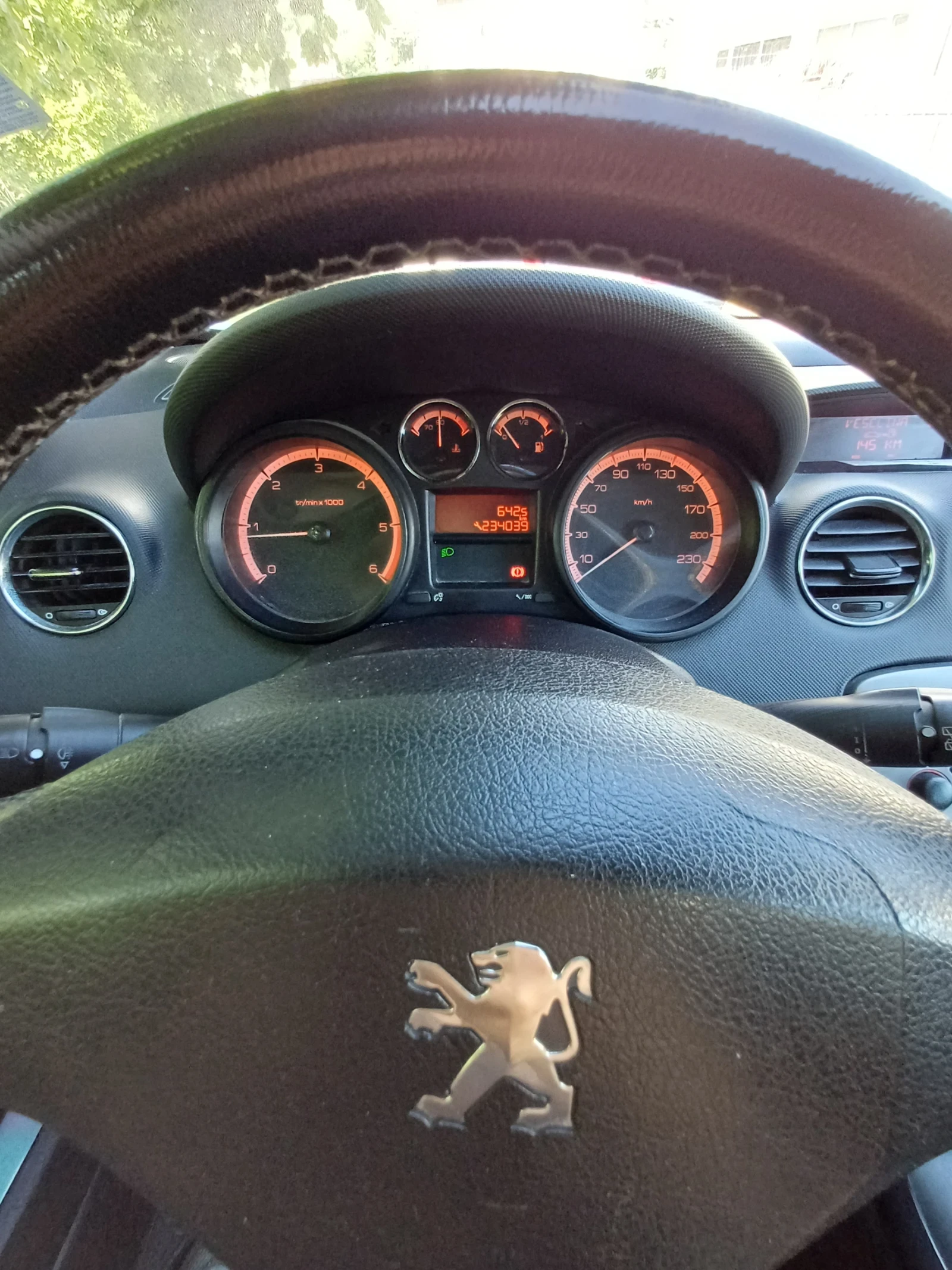 Peugeot 308 1.6, снимка 13 - Автомобили и джипове - 54973972