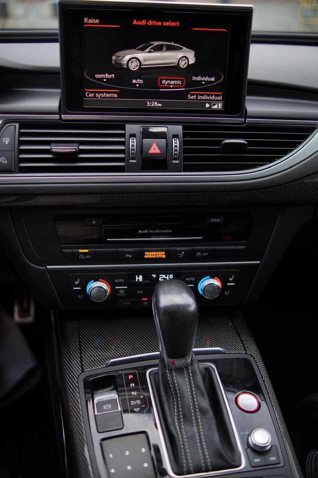 Audi S7 * 4dr HB * АВТОКРЕДИТ БЕЗ ПРВОНАЧАЛНА ВНОСКА* , снимка 9 - Автомобили и джипове - 55097307