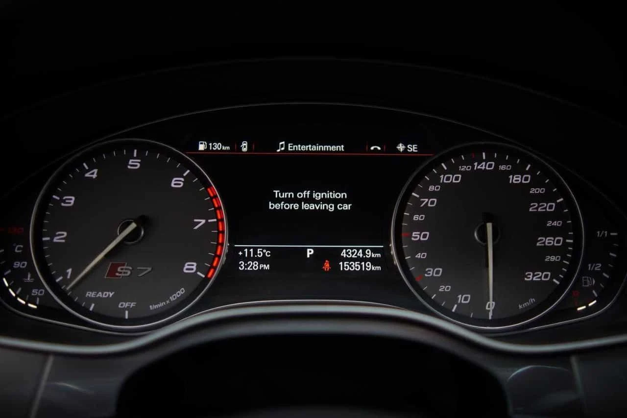 Audi S7 * 4dr HB * АВТОКРЕДИТ БЕЗ ПРВОНАЧАЛНА ВНОСКА* , снимка 8 - Автомобили и джипове - 55097307
