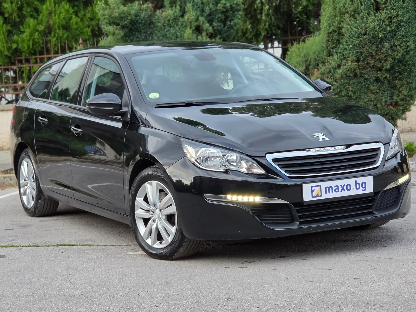 Peugeot 308 1.6HDI 120hp * НАВИ * КЛИМАТРОНИК * EURO 6 * , снимка 2 - Автомобили и джипове - 55228473