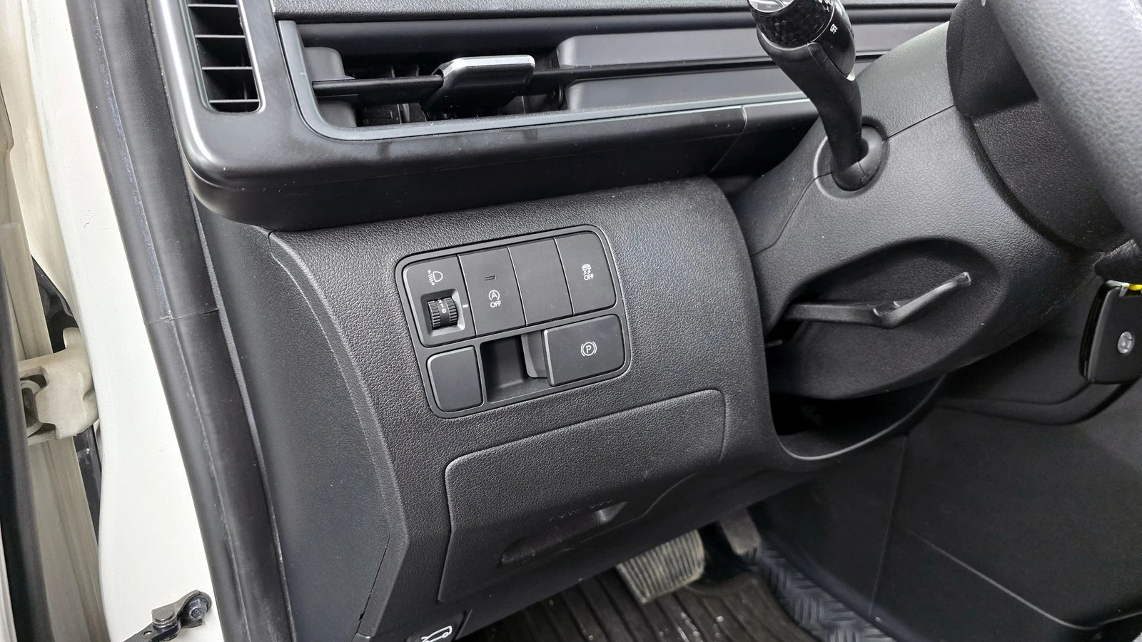 Hyundai Staria Cargo* BLIND SPOT* КРАЙНА ЦЕНА, снимка 17 - Автомобили и джипове - 55381892