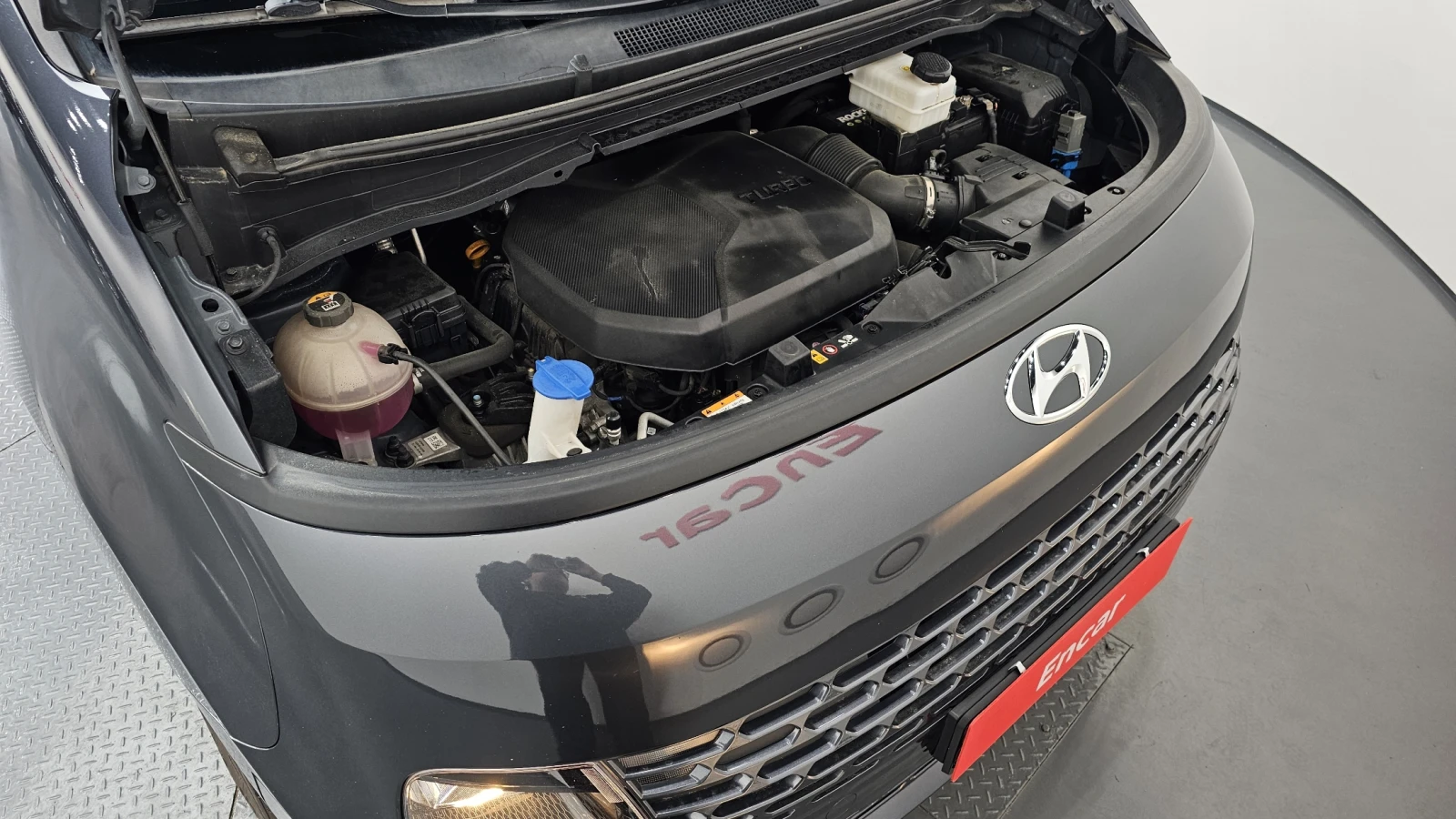 Hyundai Staria Modern* BLIND SPOT* ПОДГРЕВ ВОЛАН* КРАЙНА ЦЕНА, снимка 6 - Автомобили и джипове - 55381892
