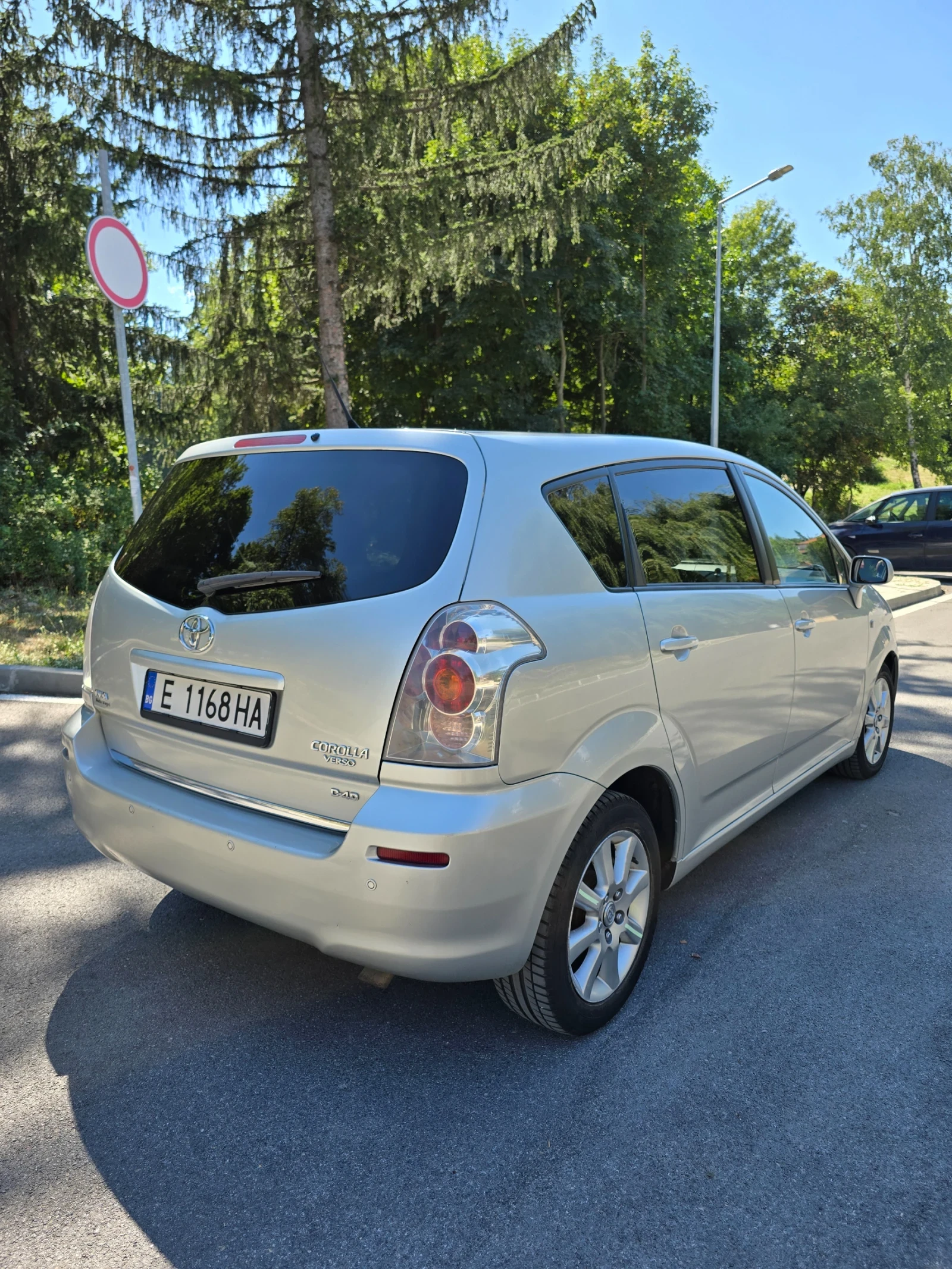 Toyota Corolla verso Ван, снимка 2 - Автомобили и джипове - 55689664