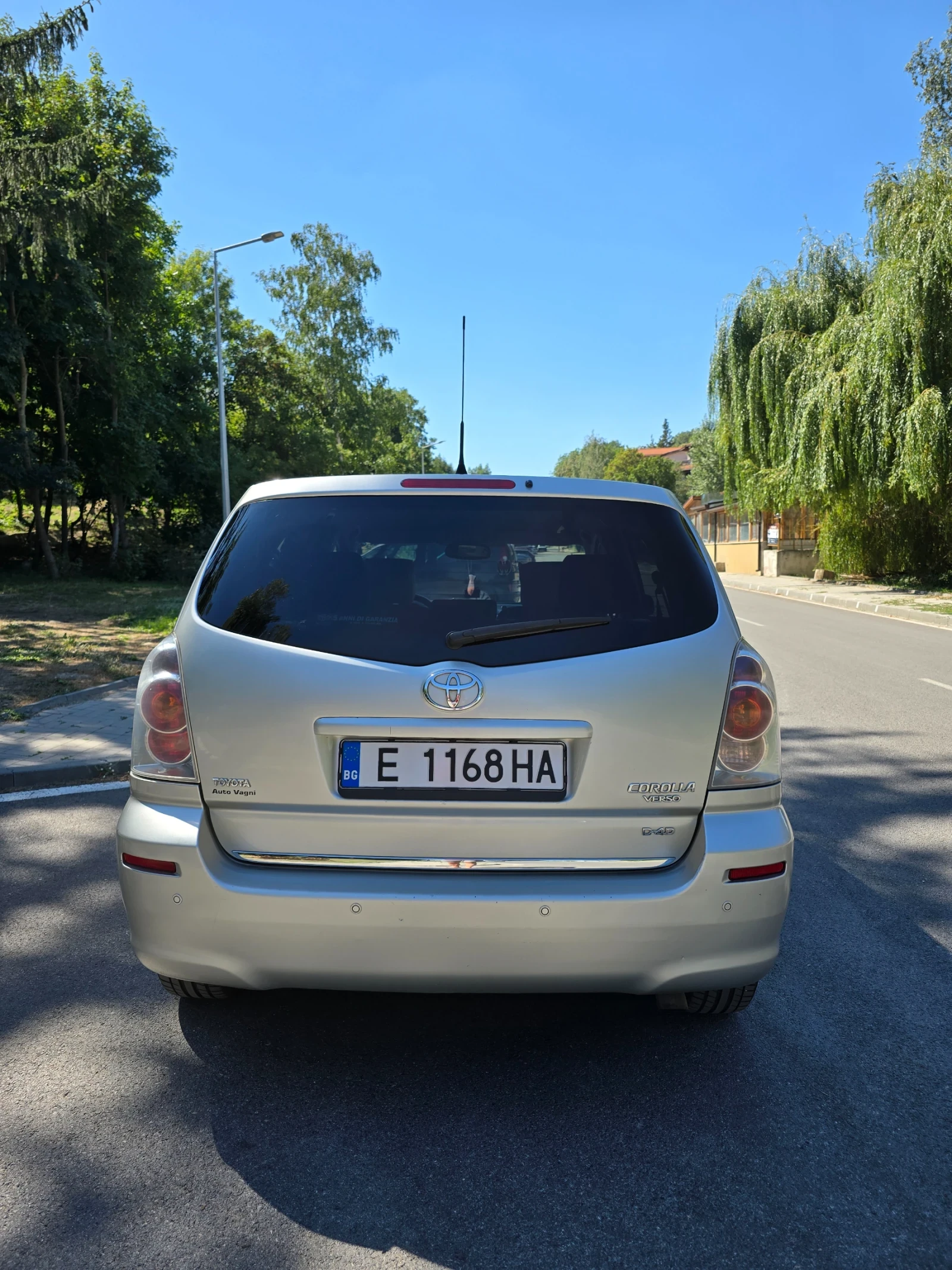 Toyota Corolla verso Ван, снимка 3 - Автомобили и джипове - 55689664