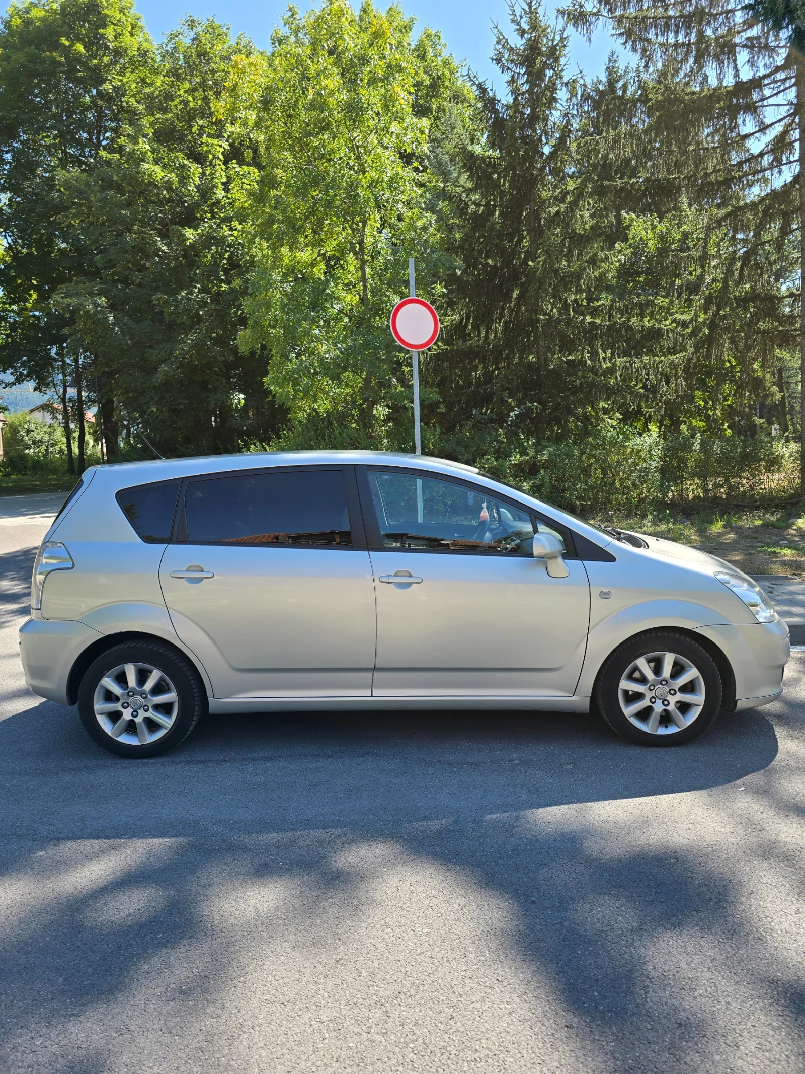 Toyota Corolla verso Ван