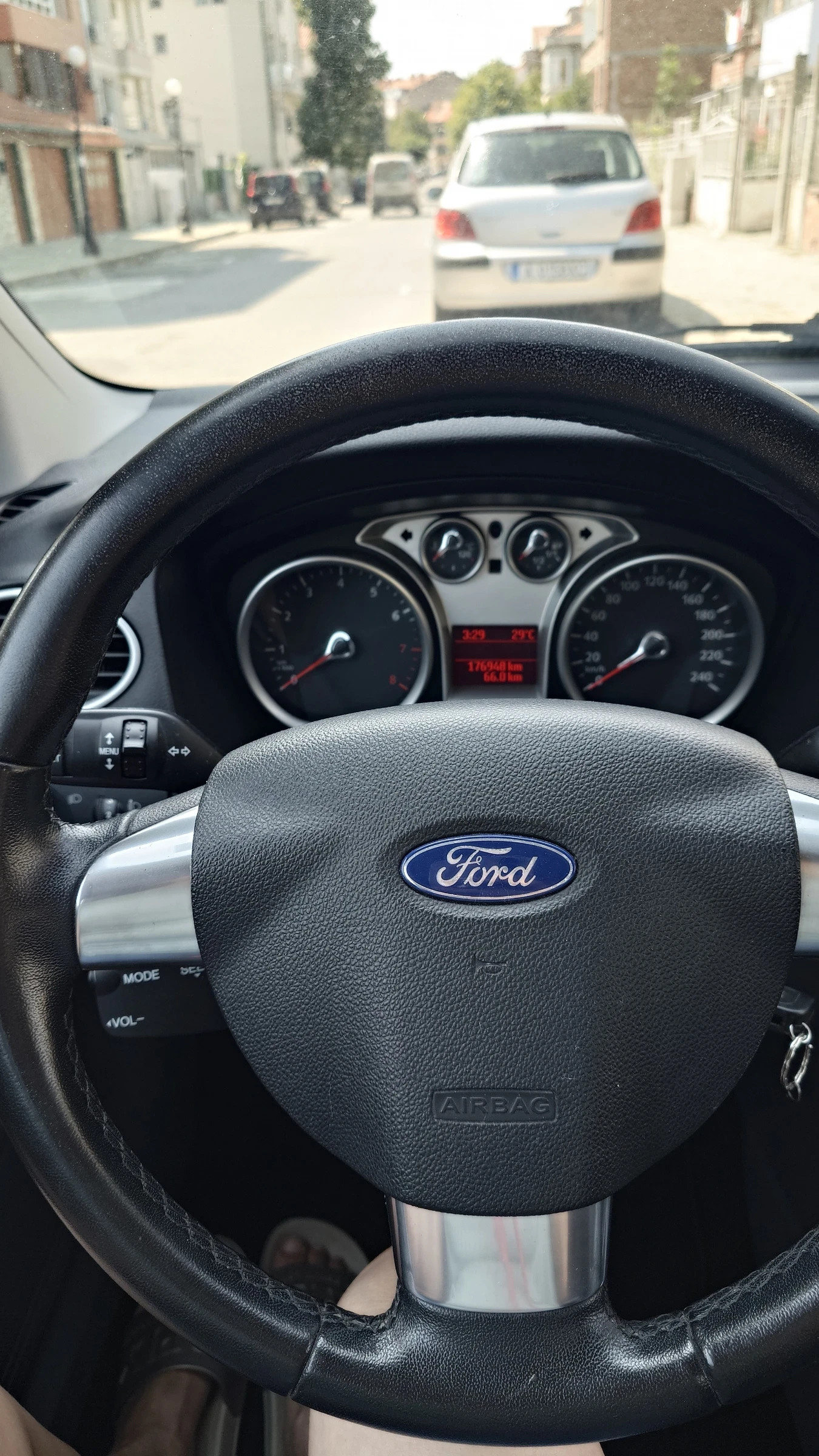 Ford Focus Кабрио, снимка 10 - Автомобили и джипове - 55799871