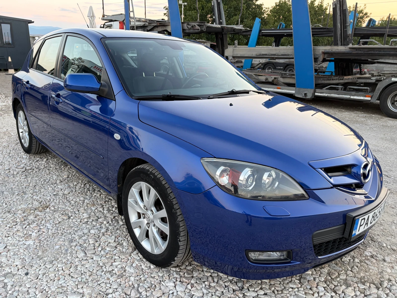 Mazda 3 1.6 Газ, снимка 12 - Автомобили и джипове - 56156359