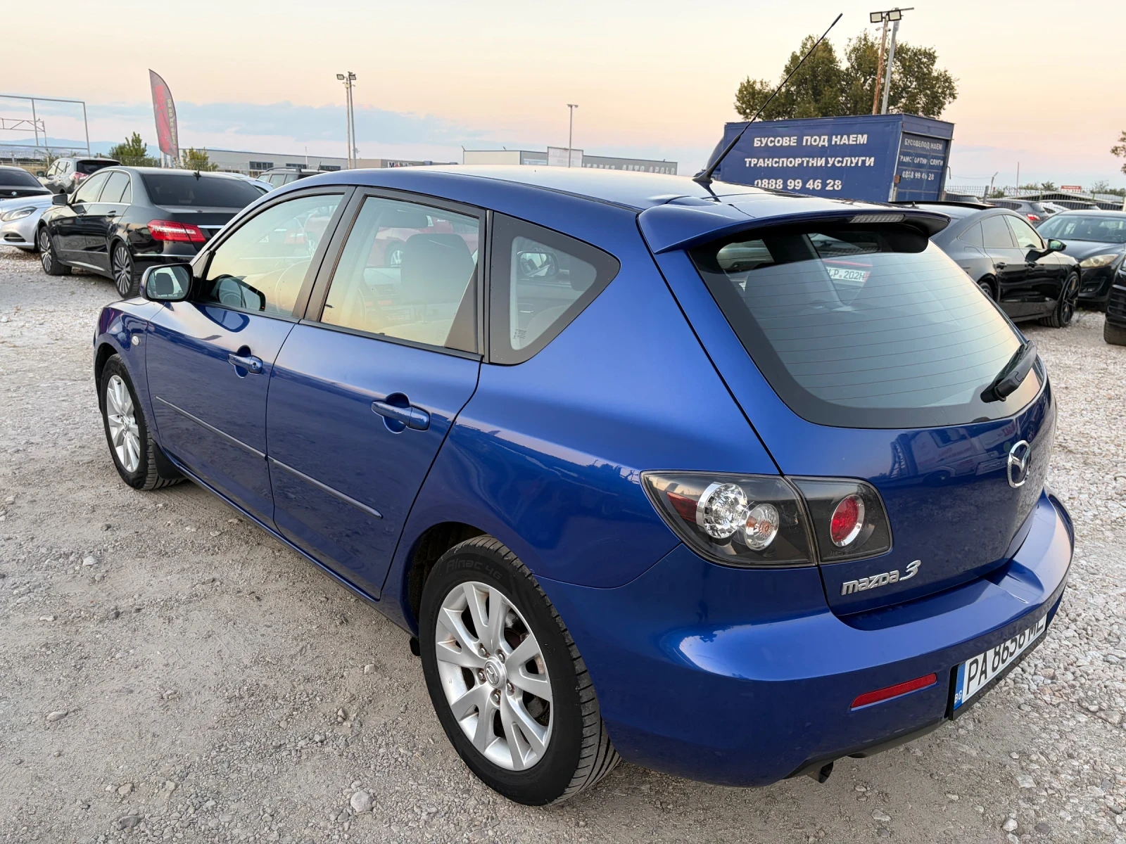 Mazda 3 1.6 Газ, снимка 14 - Автомобили и джипове - 56156359