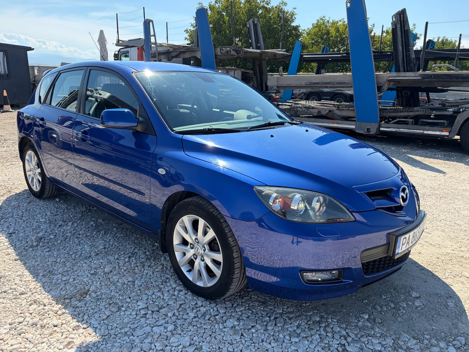 Mazda 3 1.6 Газ, снимка 2 - Автомобили и джипове - 56156359