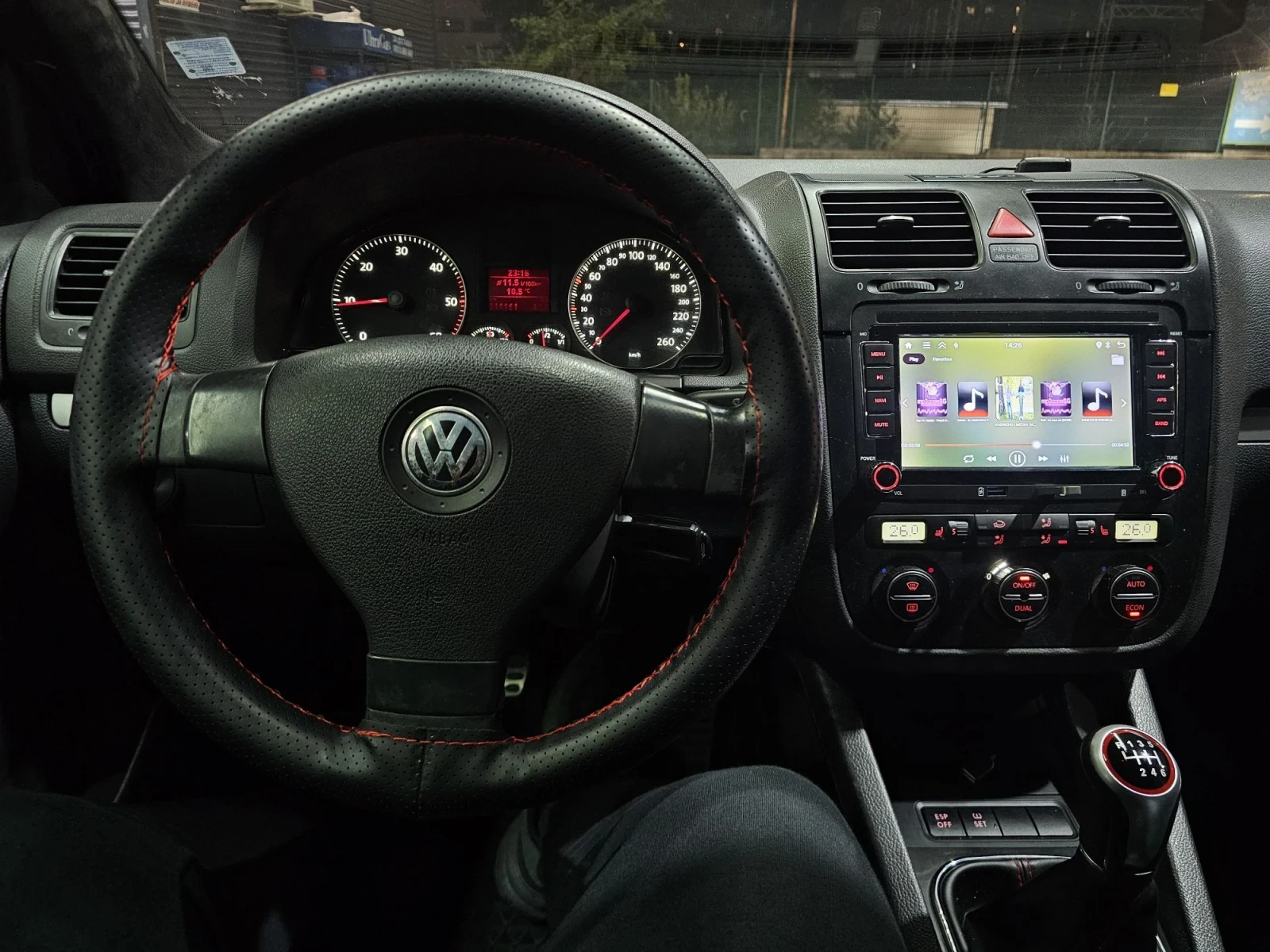 VW Golf 2.0TDI 140, снимка 11 - Автомобили и джипове - 56351472