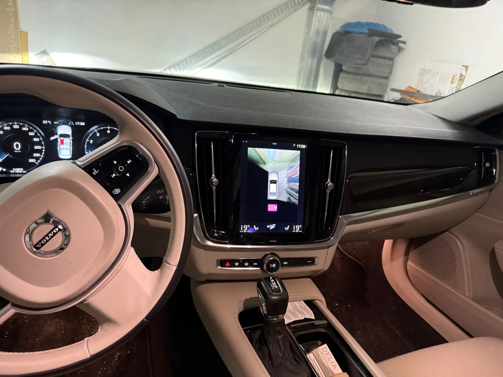 Volvo S90, снимка 11 - Автомобили и джипове - 56630011