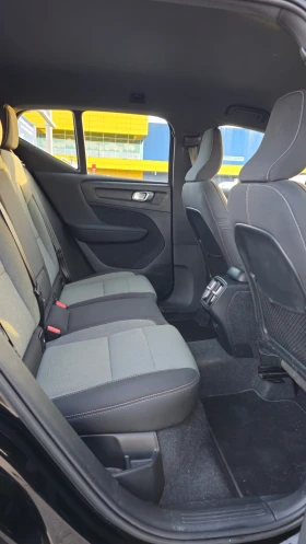 Volvo XC40, снимка 5