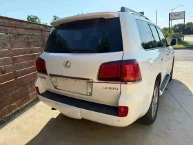 Lexus LX 570 От Тексас * * 7 Места  * * Сервизна История * * , снимка 4