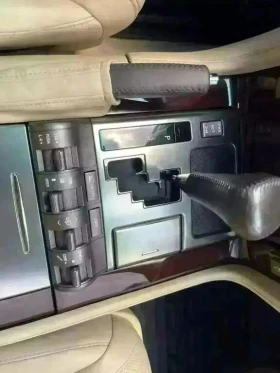 Lexus LX 570 От Тексас * * 7 Места  * * Сервизна История * * , снимка 10