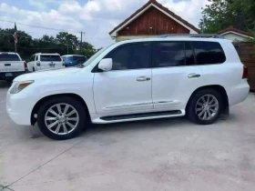 Lexus LX 570 От Тексас * * 7 Места  * * Сервизна История * * , снимка 3