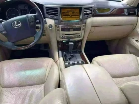 Lexus LX 570 От Тексас * * 7 Места  * * Сервизна История * * , снимка 7