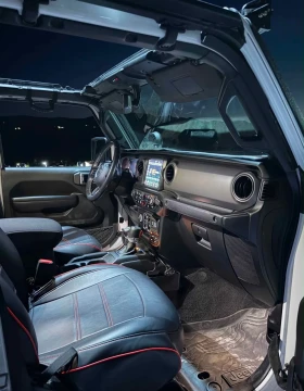 Jeep Gladiator Sport 3.6 V6 4x4 АВТОМАТИК, снимка 7