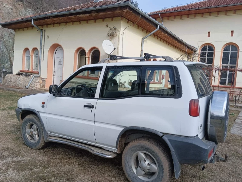 Nissan Terrano, снимка 3 - Автомобили и джипове - 49341118