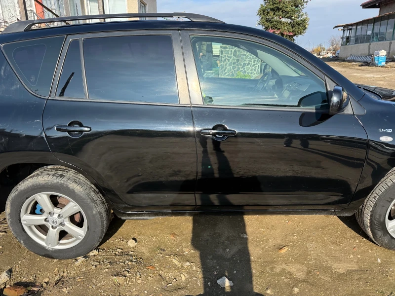 Toyota Rav4 2.2 136кс., снимка 3 - Автомобили и джипове - 52797267