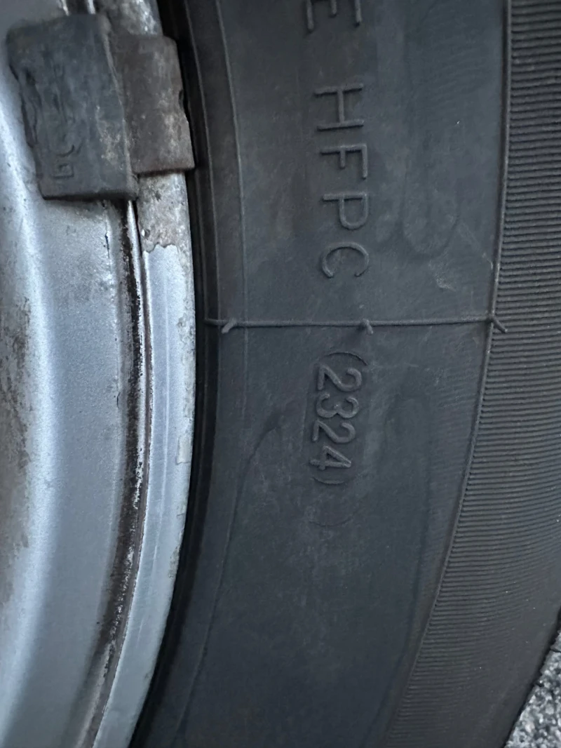 Toyota Rav4, снимка 7 - Автомобили и джипове - 52849860