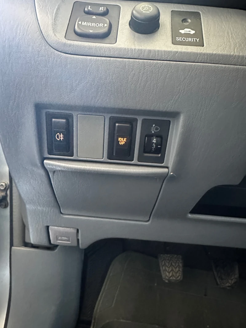 Toyota Rav4, снимка 15 - Автомобили и джипове - 52849860