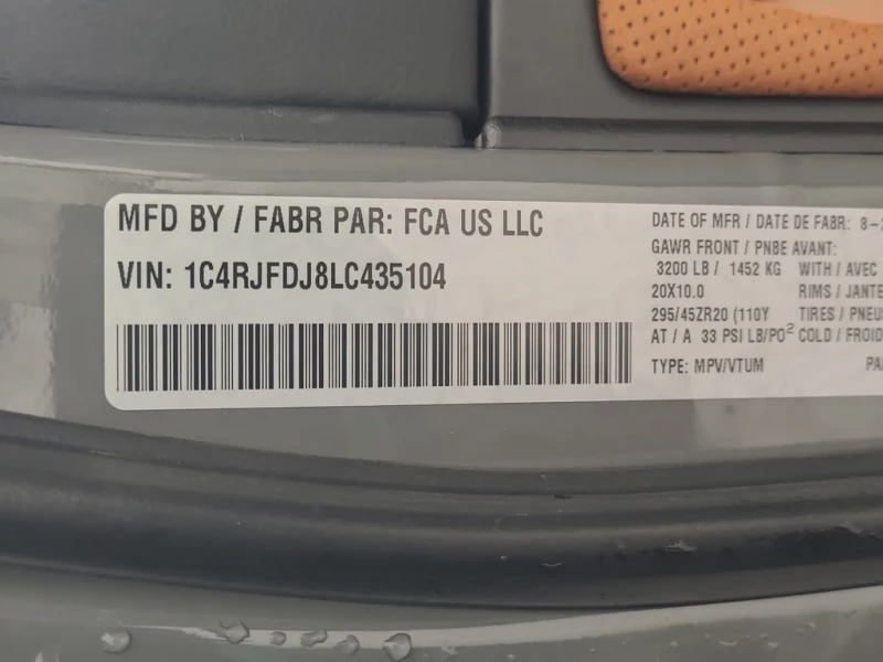 Jeep Grand cherokee SRT  CARFAX, снимка 7 - Автомобили и джипове - 53020067