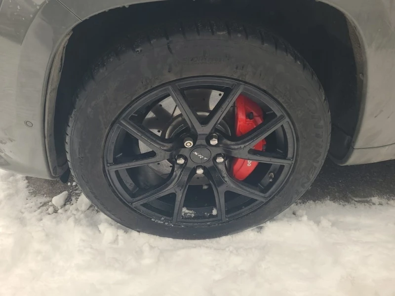 Jeep Grand cherokee SRT  CARFAX, снимка 6 - Автомобили и джипове - 53020067