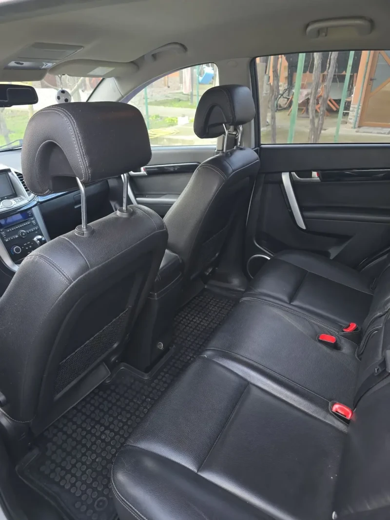 Chevrolet Captiva, снимка 7 - Автомобили и джипове - 53597365