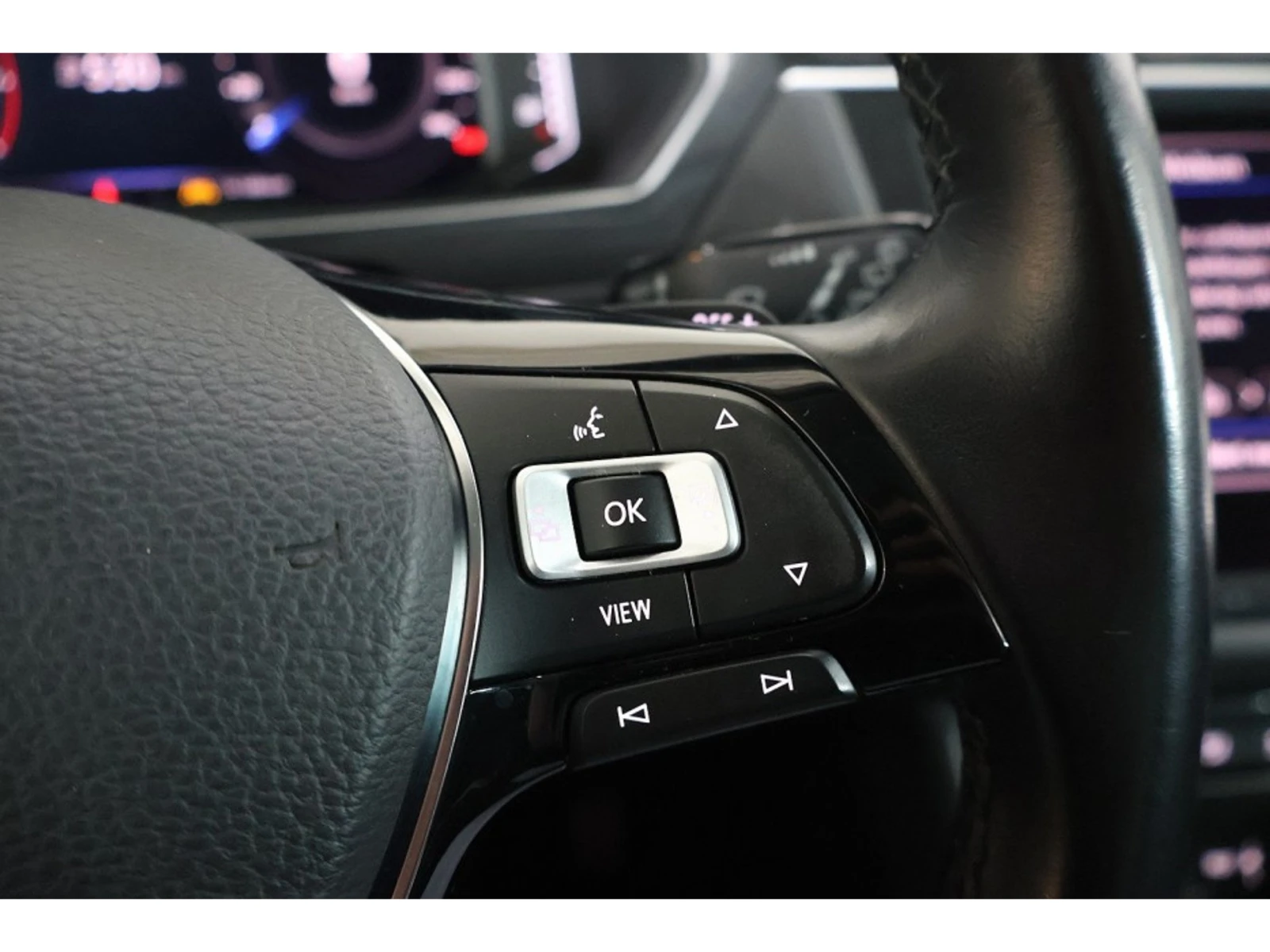 VW Tiguan 1.5 TSI | Mobile.bg   11