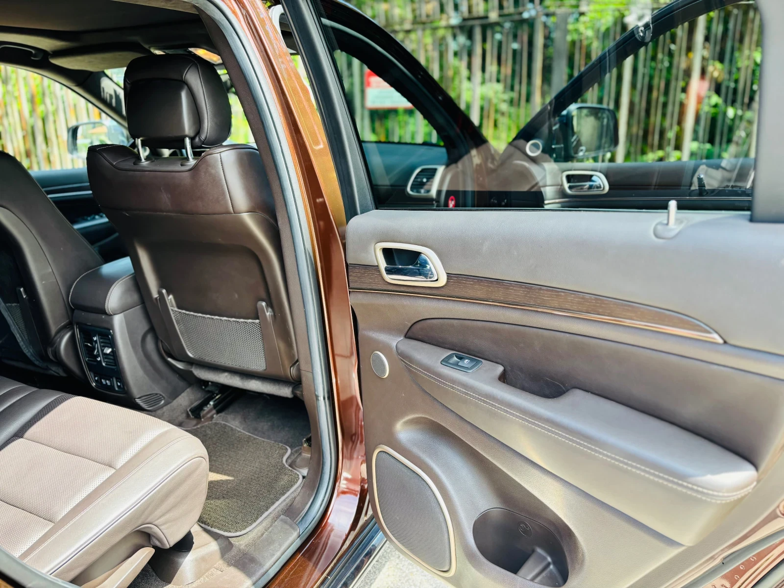 Jeep Grand cherokee 3.0 CRD Summit - изображение 5