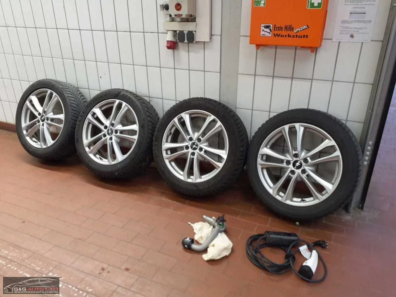 Kia Sportage 1.6T-GDI/265HP/PHEV/GT-LINE/PANO/4WD/360/499g - изображение 10