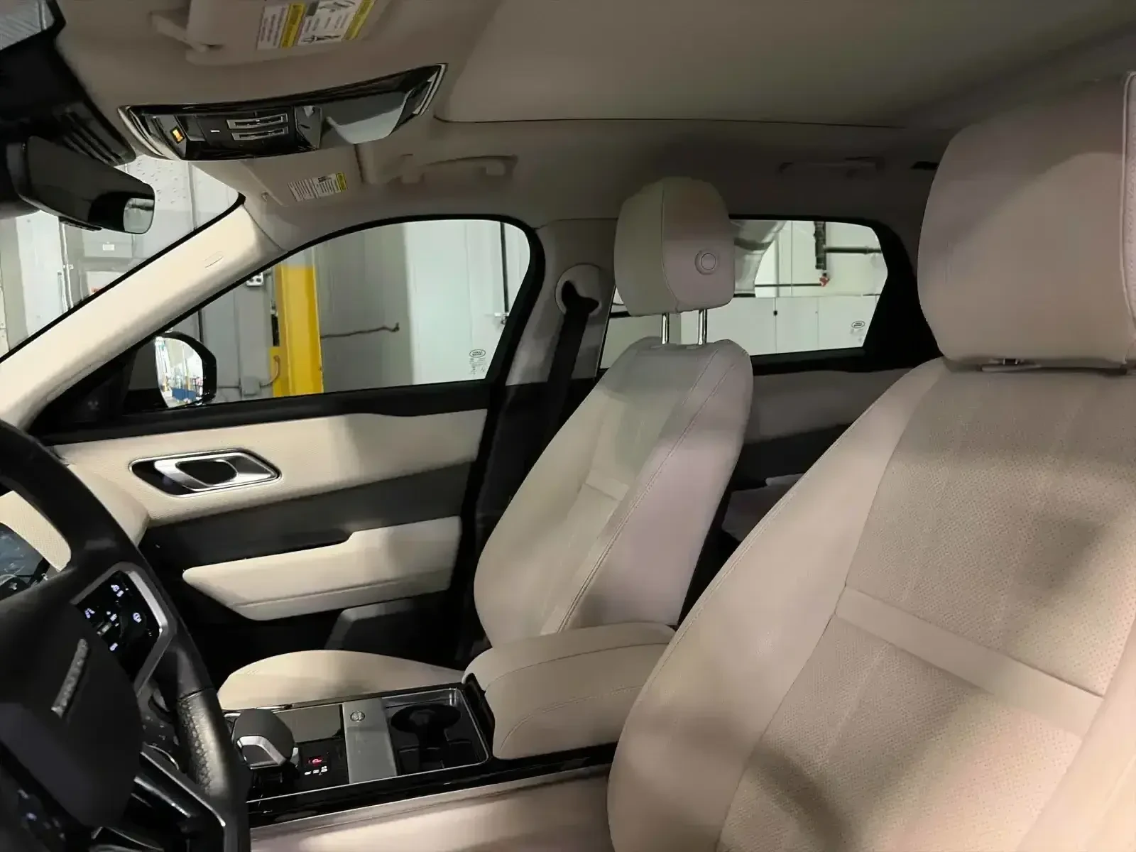 Land Rover Range Rover Velar * CARFAX *    | Mobile.bg   7