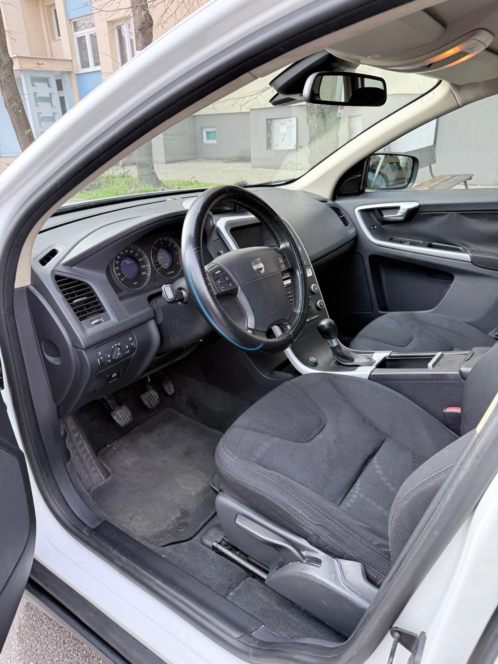 Volvo XC60  - изображение 9