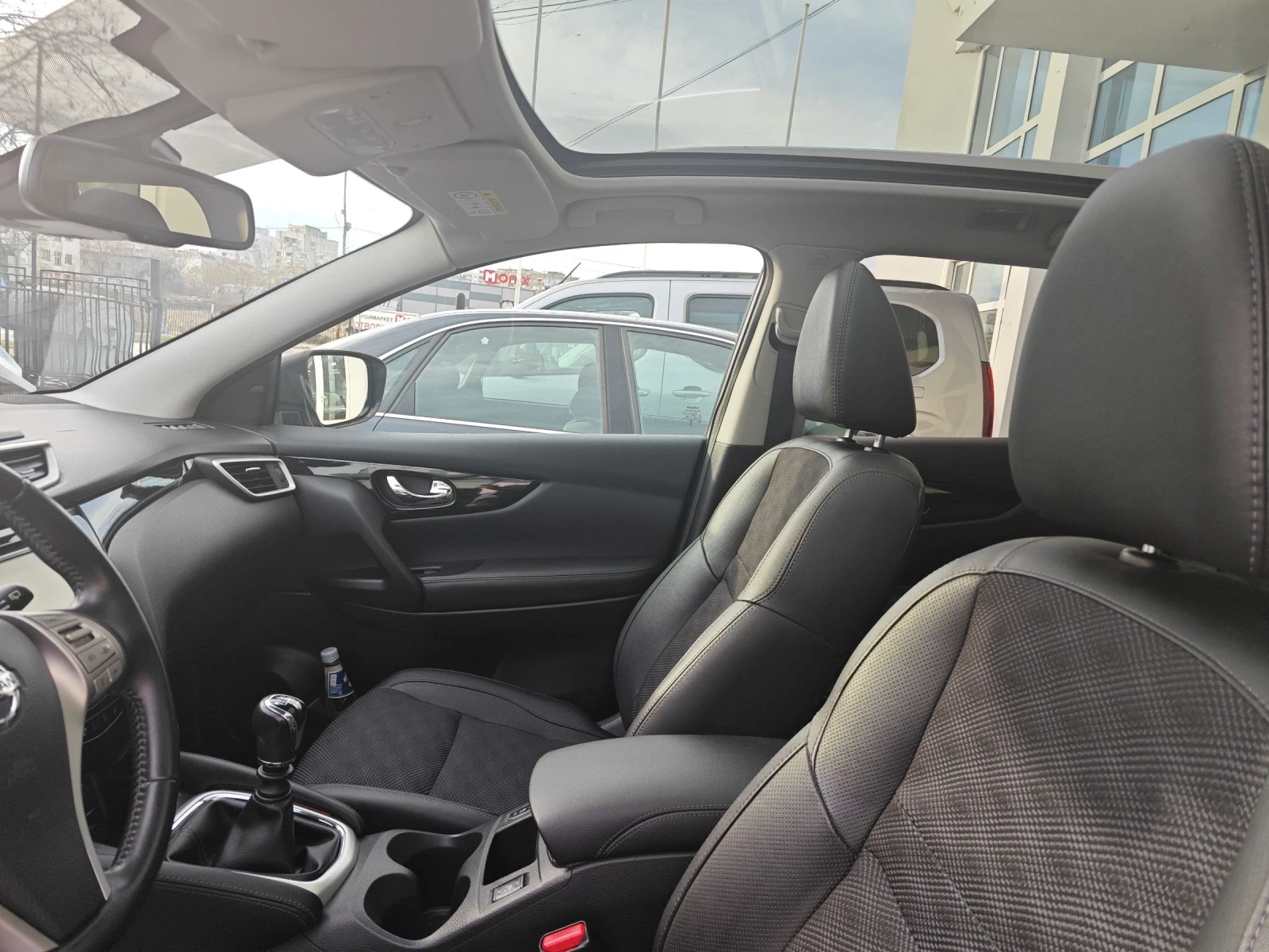 Nissan Qashqai 1.6Dci TEKNA 4X4 Full Екстри  - изображение 5