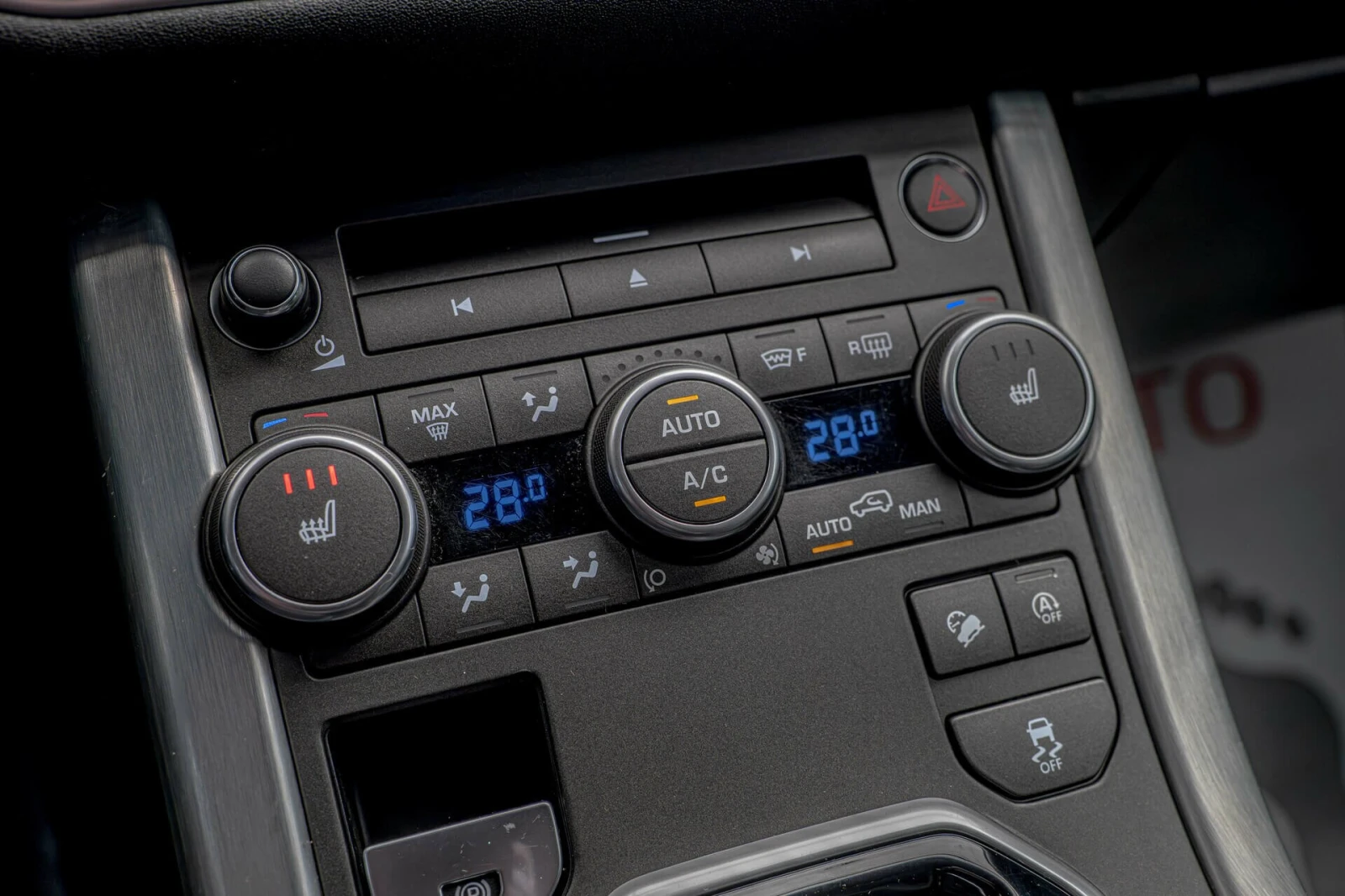 Land Rover Range Rover Evoque Meridian/Memory/PDC/Lane Assist/Панорама/ - изображение 10