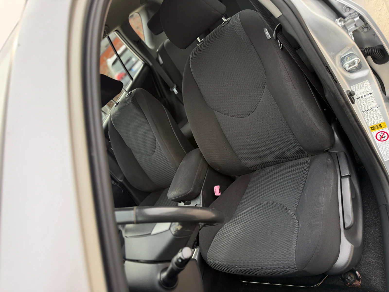 Toyota Rav4 2.2* D4D* 138 000km* , снимка 14 - Автомобили и джипове - 53737504