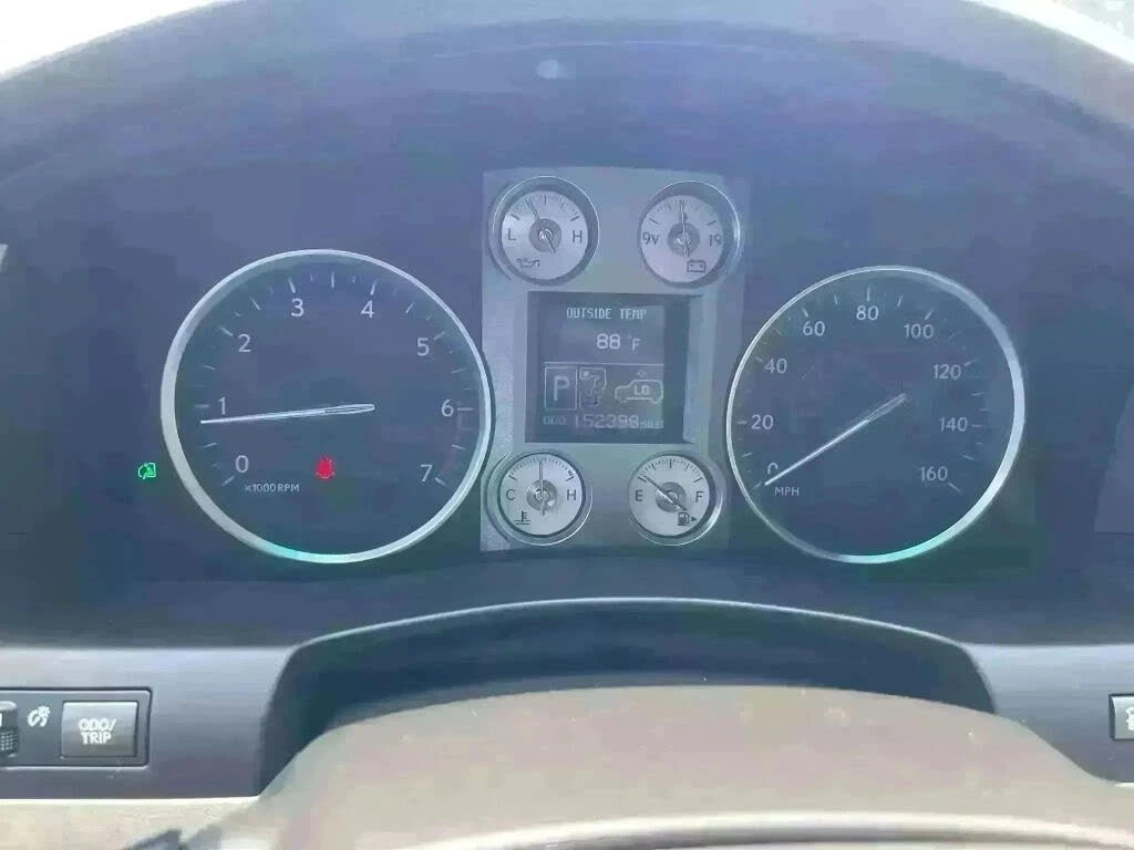 Lexus LX 570 От Тексас * * 7 Места  * * Сервизна История * *  - изображение 8