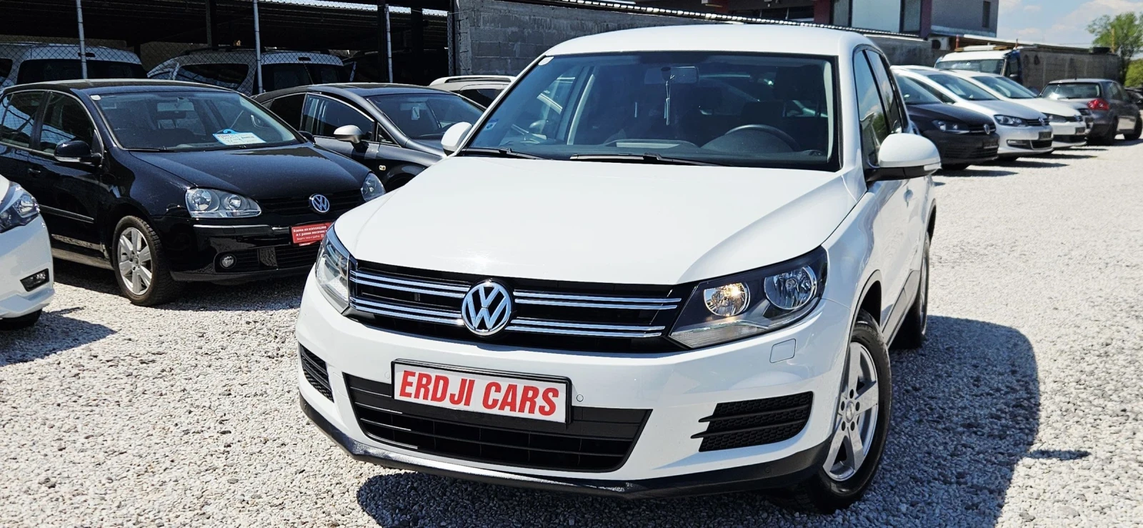 VW Tiguan 2015г12м(2016г)евро-6, снимка 16 - Автомобили и джипове - 54441107
