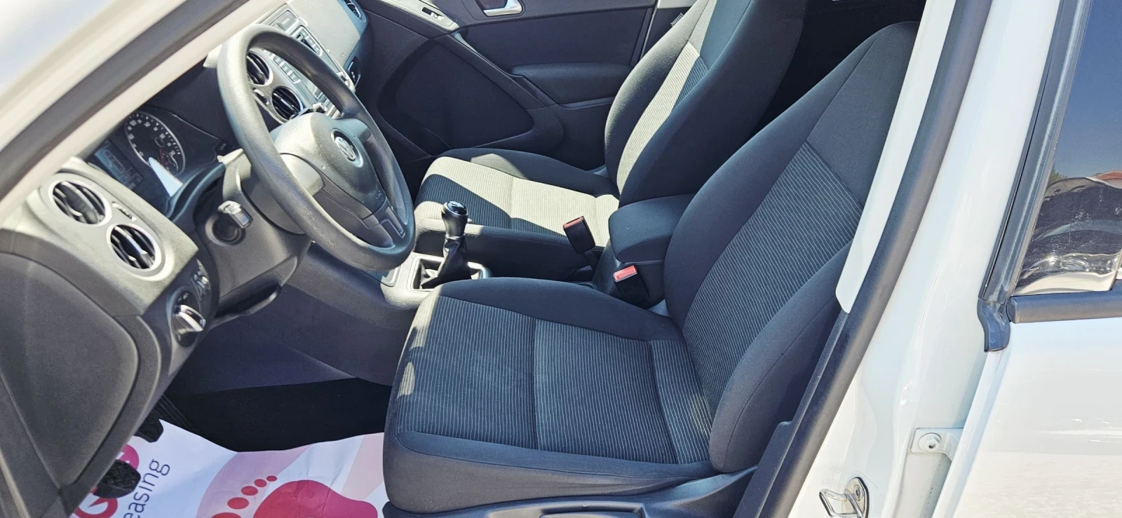 VW Tiguan 2015г12м(2016г)евро-6, снимка 12 - Автомобили и джипове - 54441107