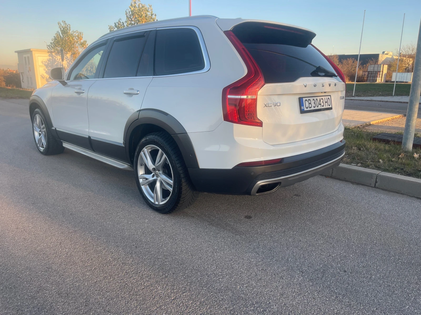 Volvo Xc90 D5 INSCRIPTION, снимка 2 - Автомобили и джипове - 54901210