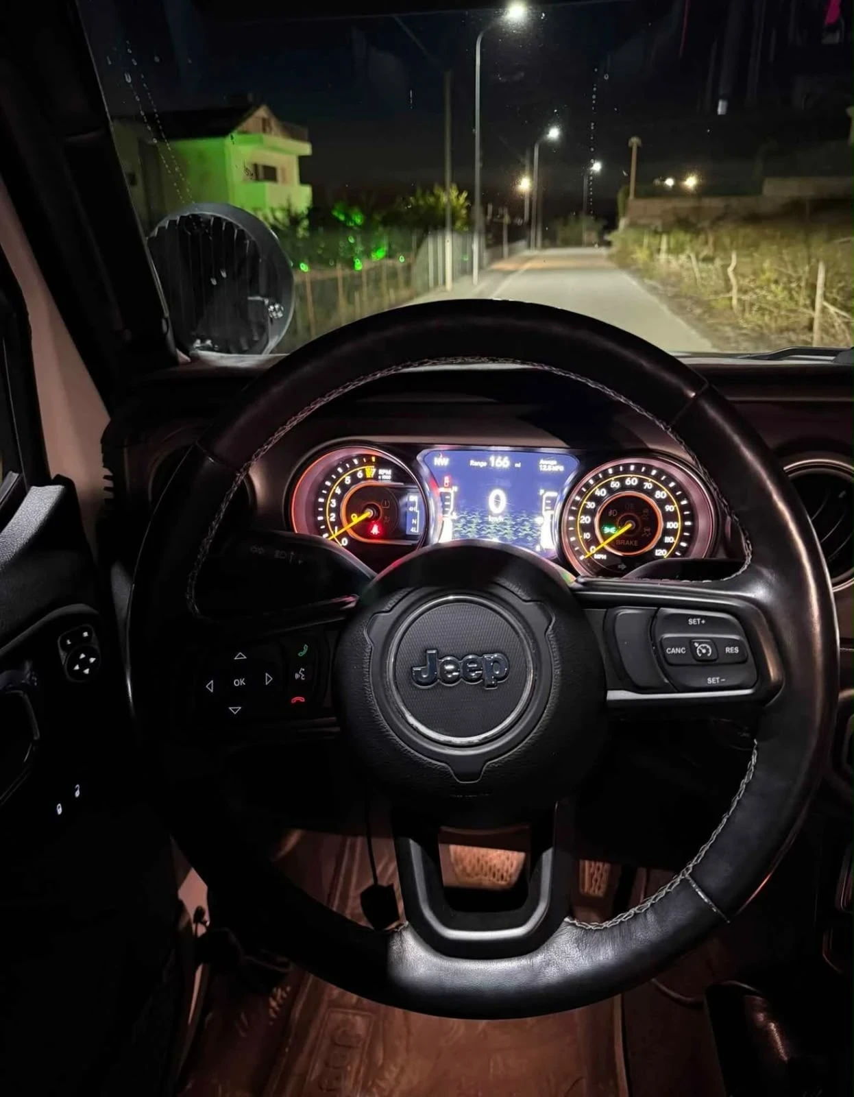 Jeep Gladiator Sport 3.6 V6 4x4 АВТОМАТИК, снимка 11 - Автомобили и джипове - 55574733