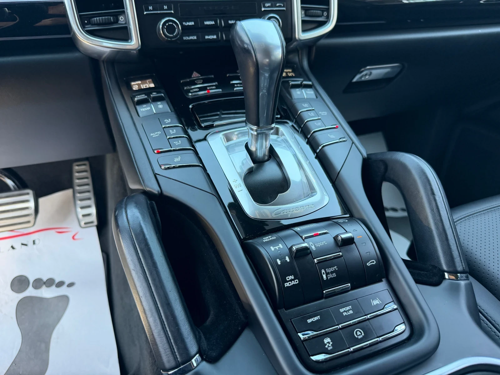 Porsche Cayenne ГАРАНЦИЯ!!!GTS/MATRIX/BOSE/KEYLESS/СОБСТВЕН ЛИЗИНГ, снимка 10 - Автомобили и джипове - 56193587