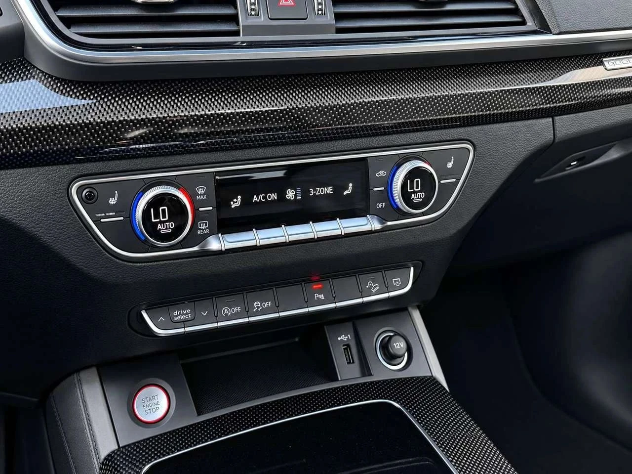 Audi SQ5, снимка 15 - Автомобили и джипове - 56689564