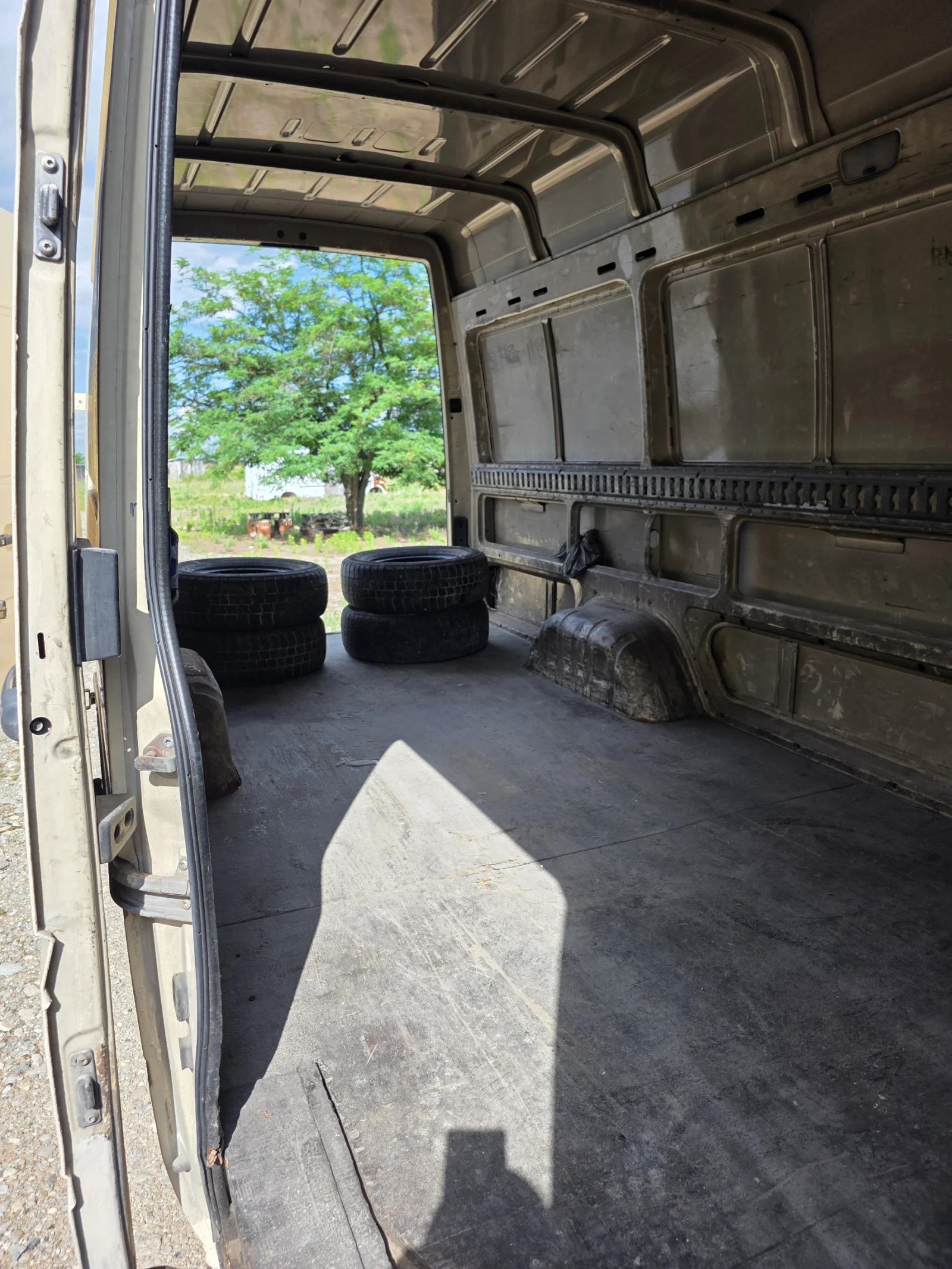 Mercedes-Benz Sprinter 311maxi , снимка 14 - Бусове и автобуси - 55475127