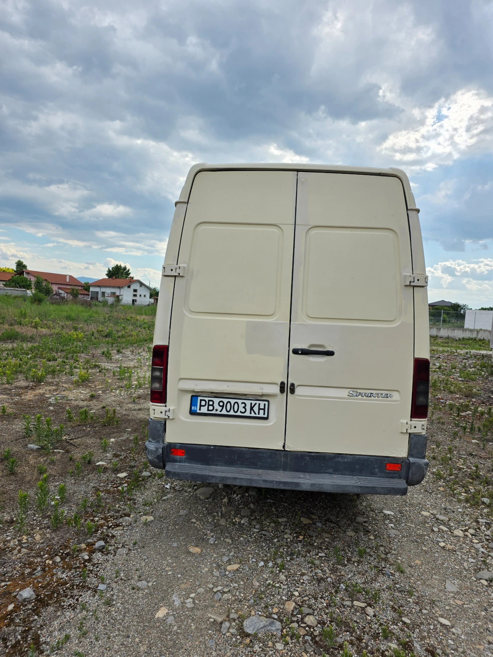 Mercedes-Benz Sprinter 311maxi , снимка 4 - Бусове и автобуси - 55475127