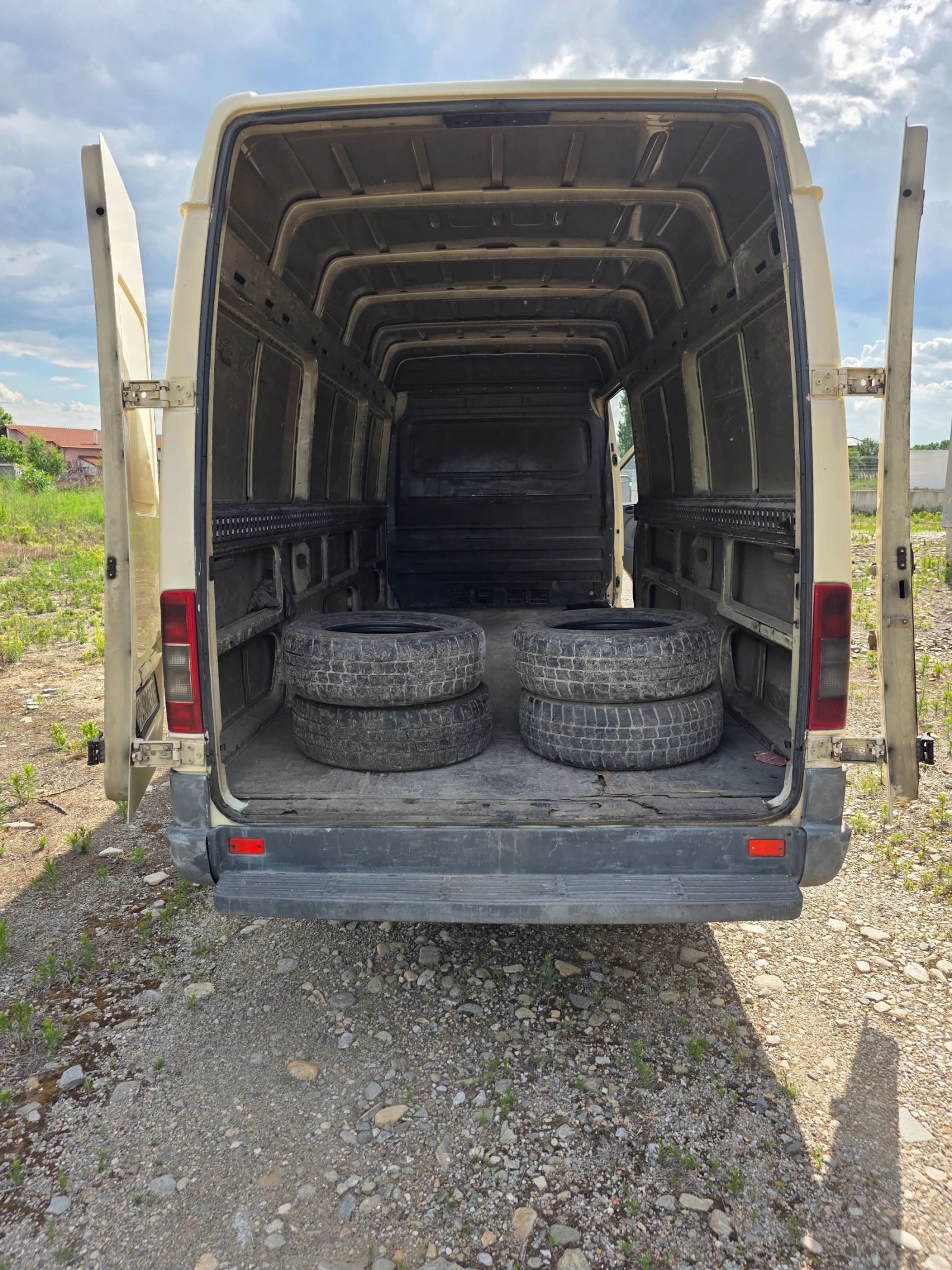 Mercedes-Benz Sprinter 311maxi , снимка 11 - Бусове и автобуси - 55475127