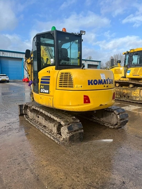 Багер Komatsu PC80MR-5, снимка 3 - Индустриална техника - 54534542