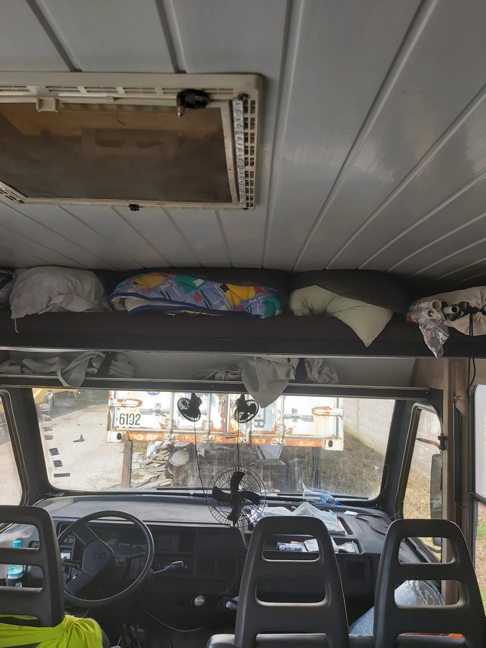 Кемпер Peugeot J5, снимка 3 - Каравани и кемпери - 54176032